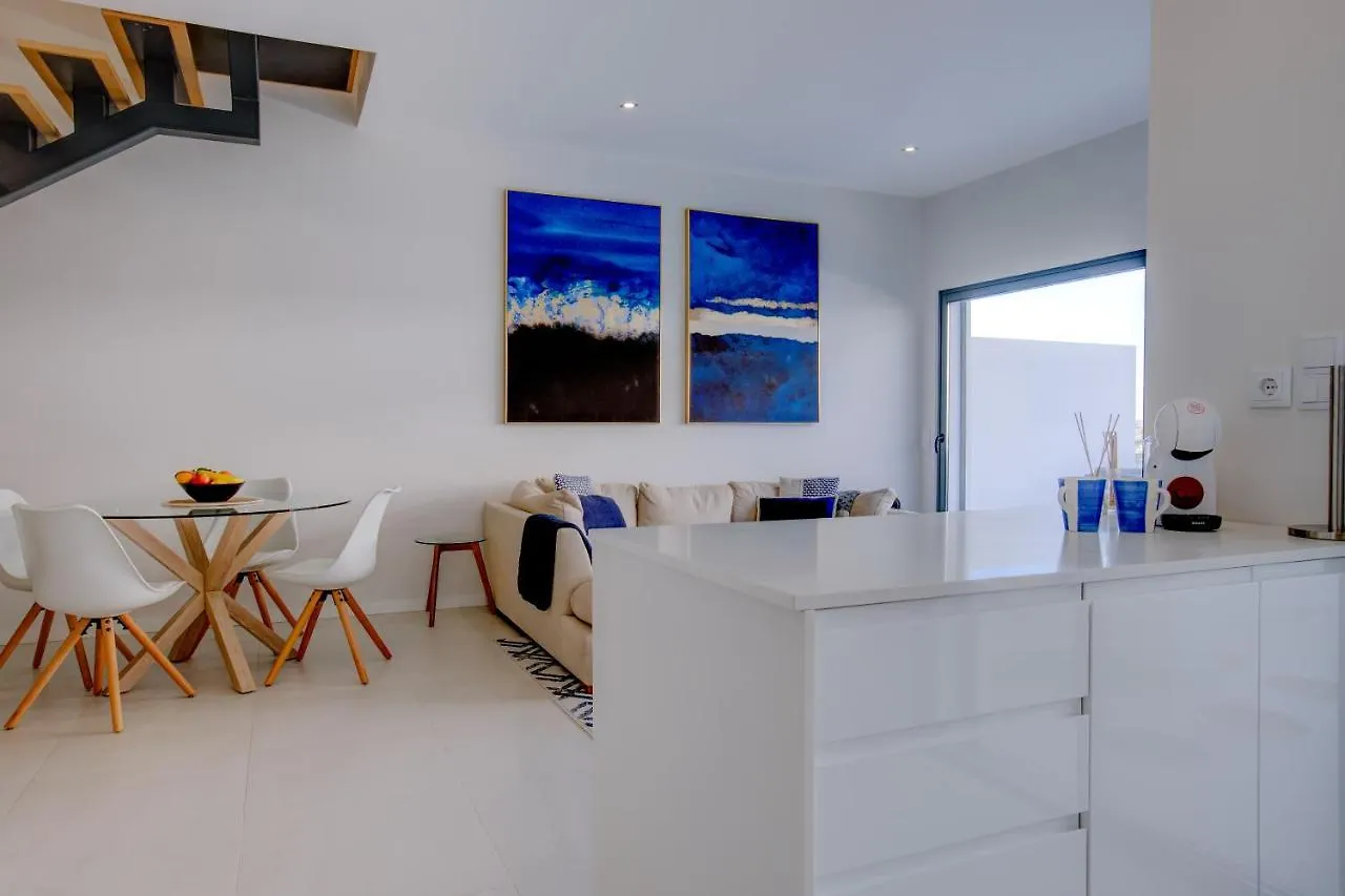 Luxury Townhouse With Pool In Alvor Villa